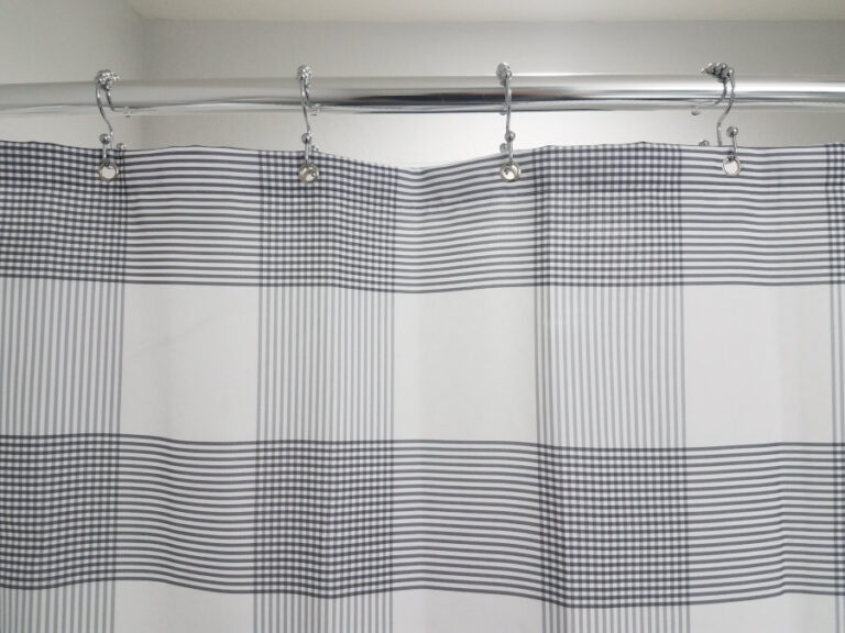 shower curtain